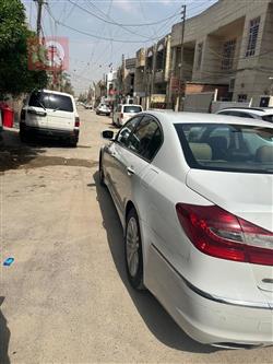 هيونداي جنسس